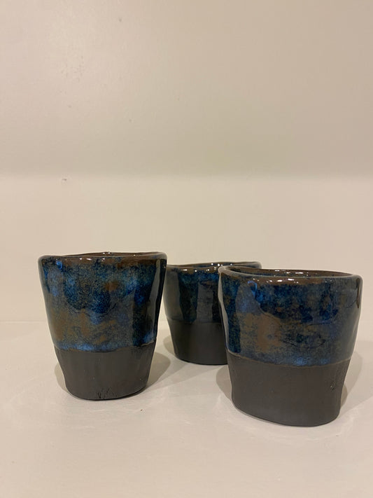 Coffee cup in blue/brown colour